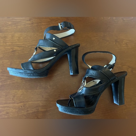 Michael Kors Platform Sandal 8.5 - Picture 3 of 6